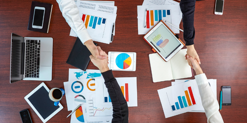 Comprometidos 800x400